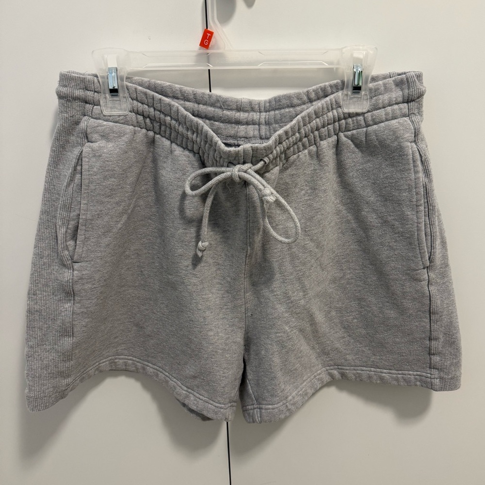 Light Gray TNA Cozy Fleece Shorts Size L